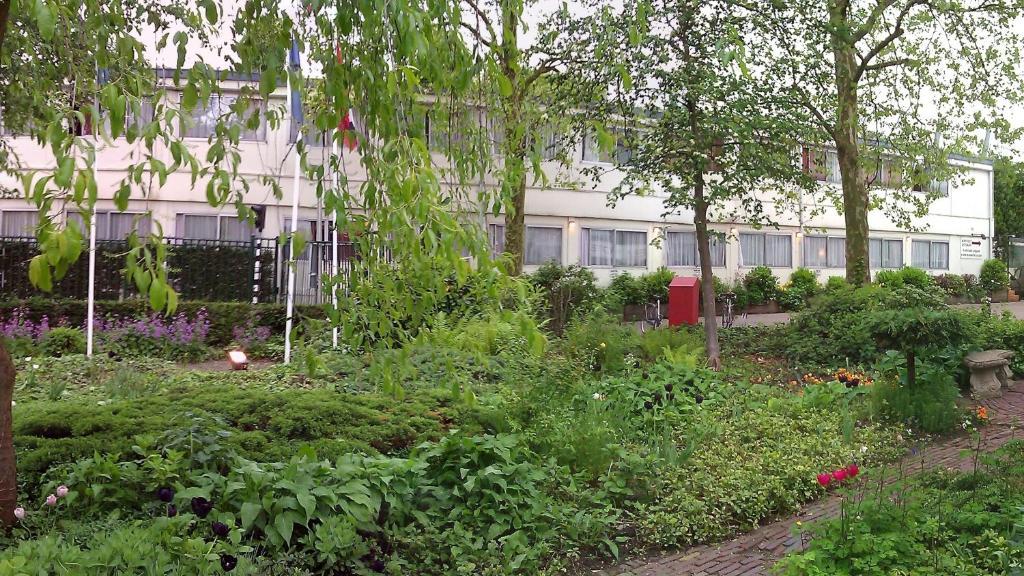 Budget Hostel Bargain Toko Amsterdam Ngoại thất bức ảnh